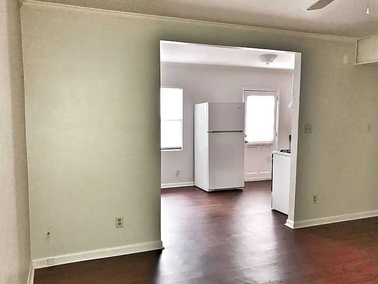 305 W 9th Ave — Photo 3