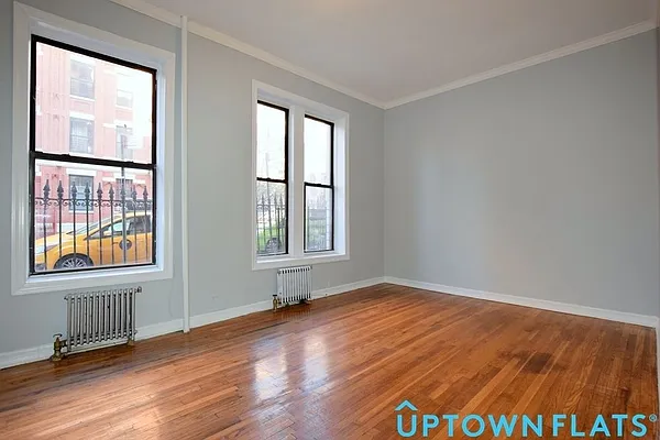 Rented by Uptown Flats LLC | media 21