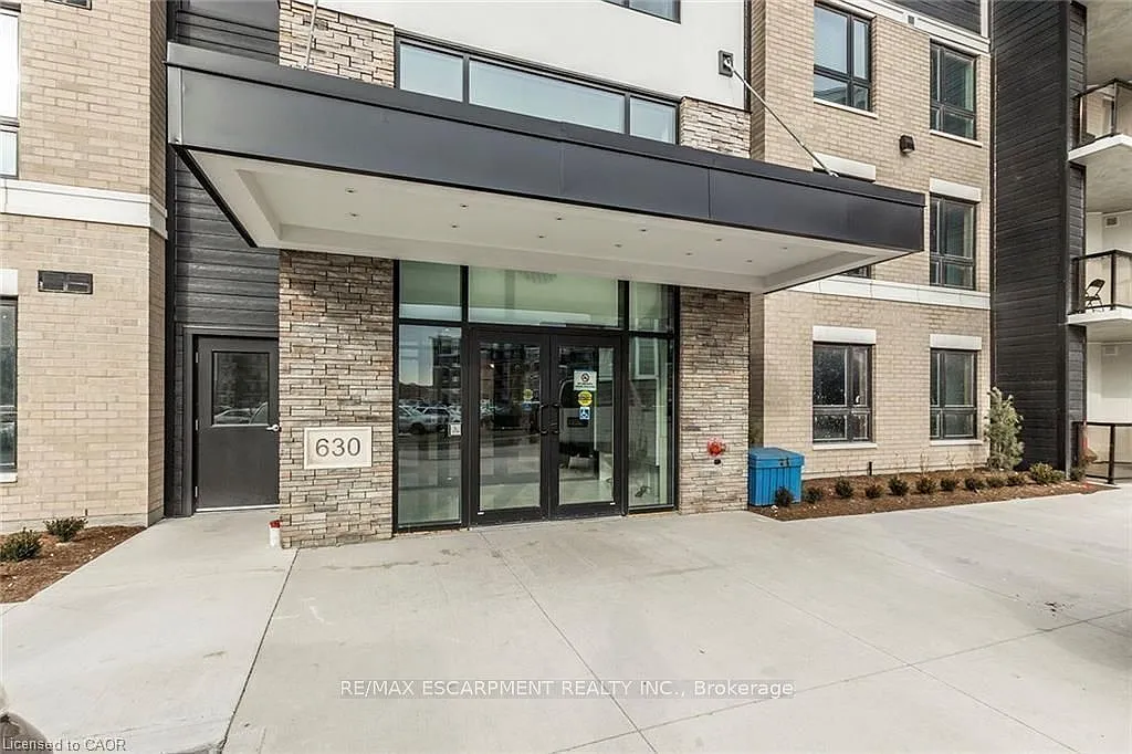 2 bed, $2,550 — Photo 1