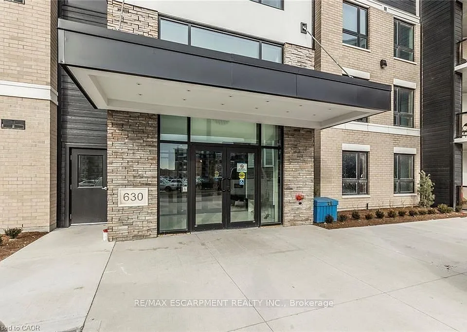 630 Sauve St #325
