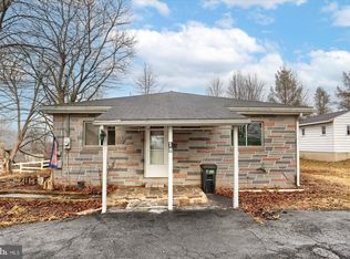 18 Windy Hill Rd, Shermans Dale, PA 17090