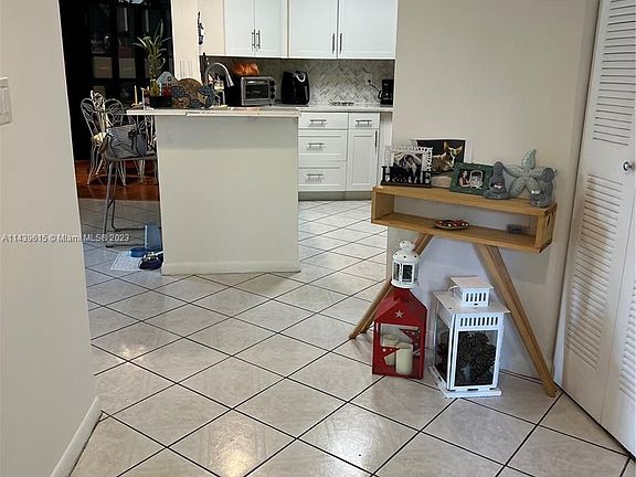 5th image of 9681 SW 138th Ave #Qb1r