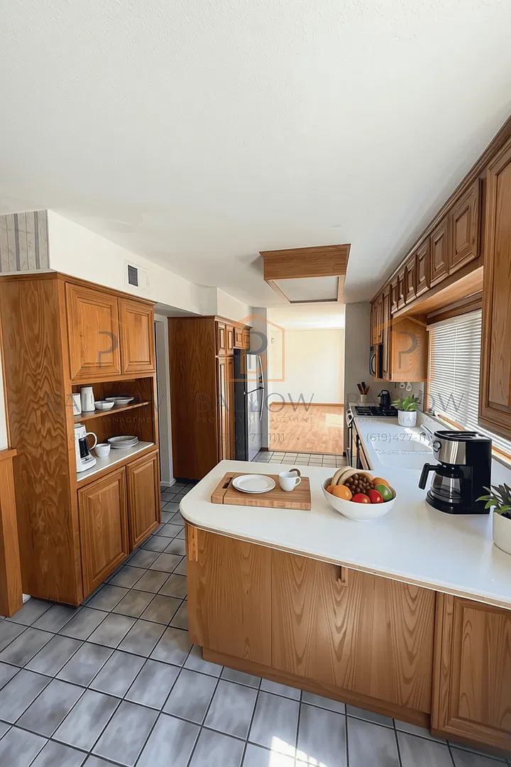 10045-47 Woodpark Dr — Photo 3