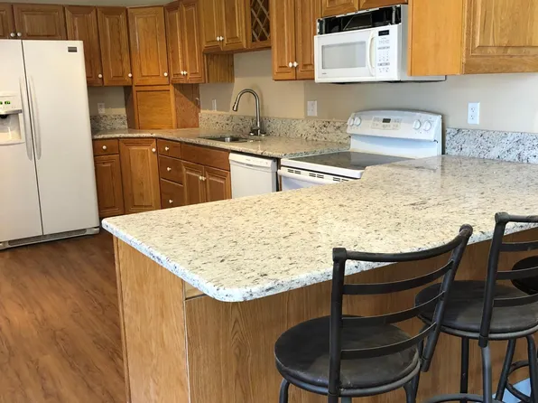 124 Market St, Moscow, PA 18444