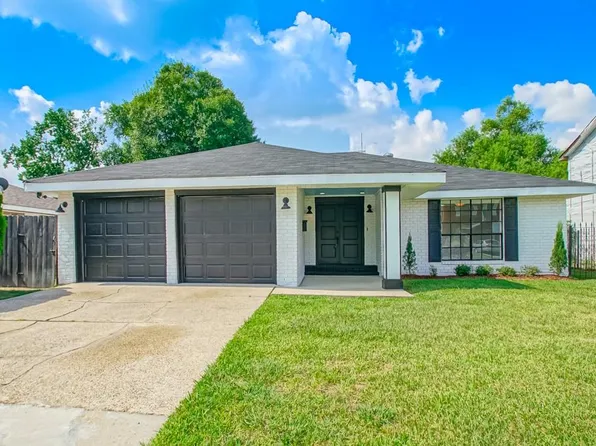 7 Pinewood Ct, New Orleans, LA 70114