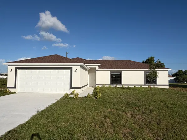 2213 NE 15th Ave, Cape Coral, FL 33909