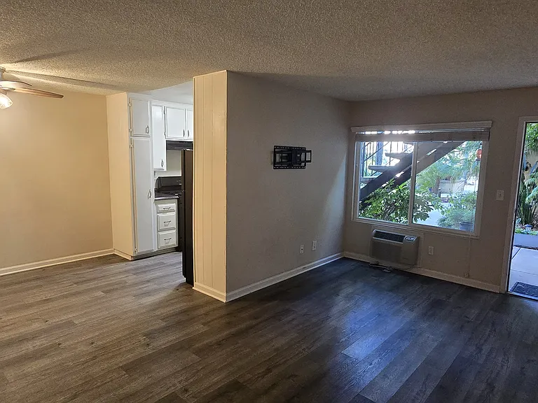 Felton Courtyard Apartments — Photo 12