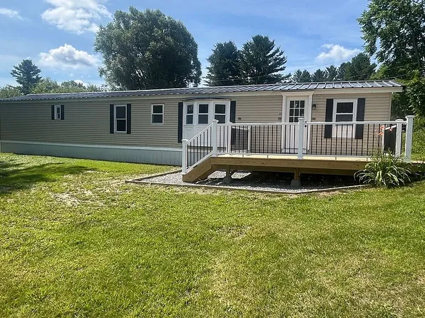 10 Alice Dr, Hinsdale, MA 01235