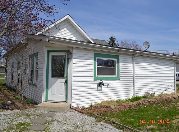2nd image of 13068 Bank St
