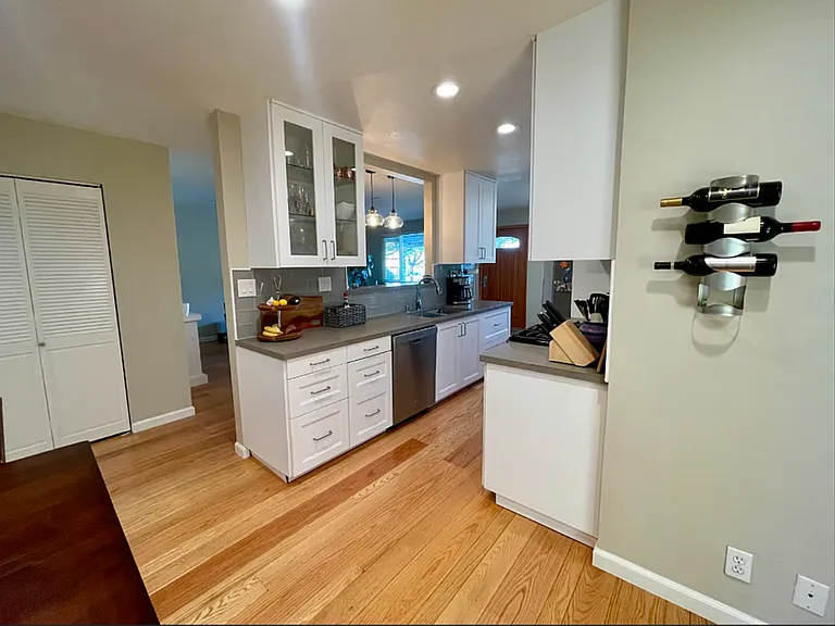 3203 Fawn Dr — Photo 16