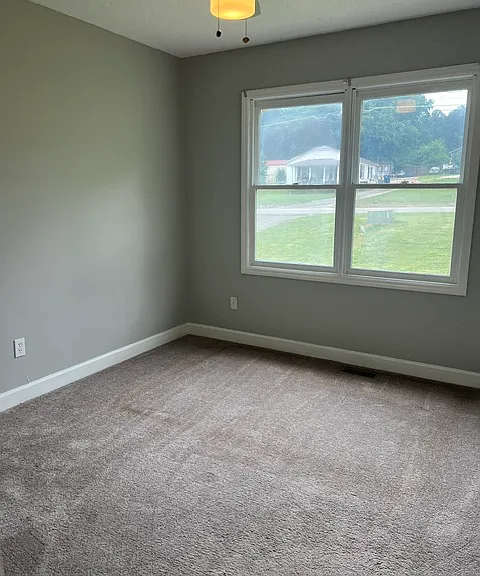 328 Millsaps Rd — Photo 3
