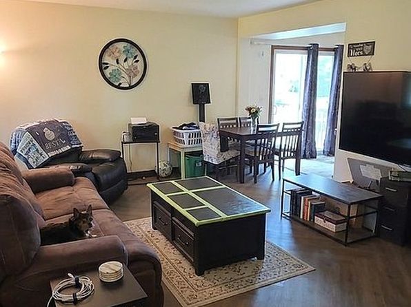 311 Northwestern Ct #214