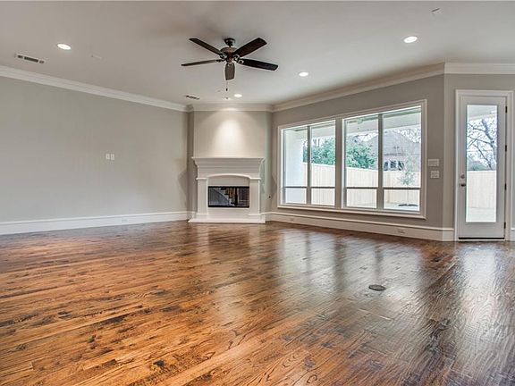 4th image of 6150 Lakeshore Dr