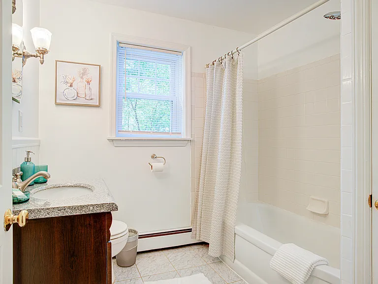 7 Carol Ln — Photo 34