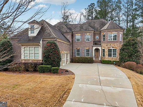 2nd image of 373 Glynnwilde Dr NW