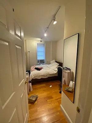 Rented by Manhattan Dwelling Corporation | media 10