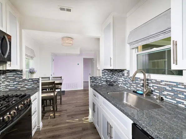 10868 Aderman Ave, San Diego, CA 92126