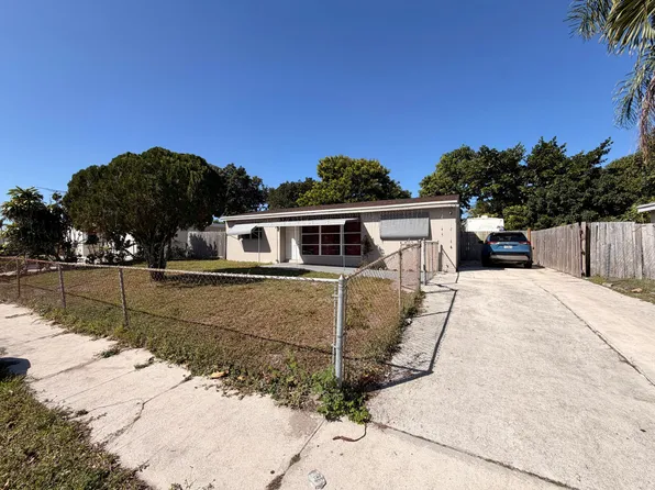 431 Pensacola Drive, Lake Worth, FL 33462