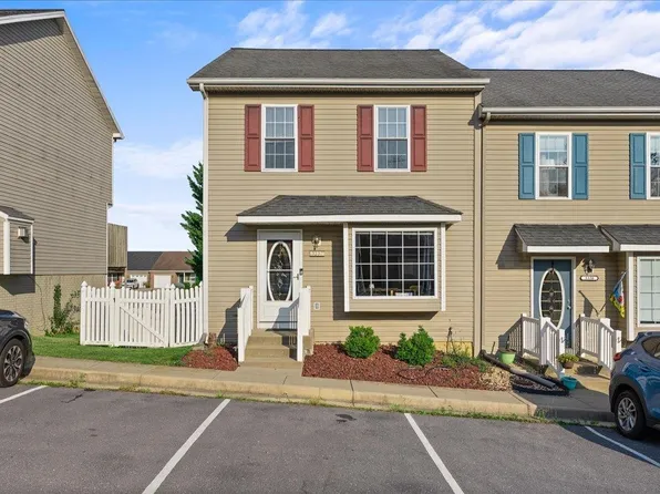 3332 Impression Ct, Harrisonburg, VA 22801