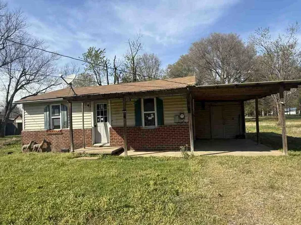 407 Pecan St, Hoxie, AR 72433