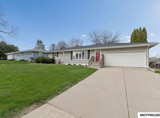 706 6th St SE, Mason City, IA 50401