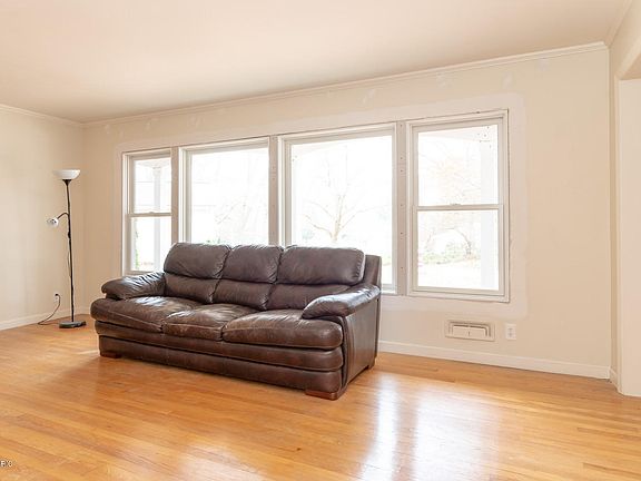 4th image of 665 Lynwood Dr
