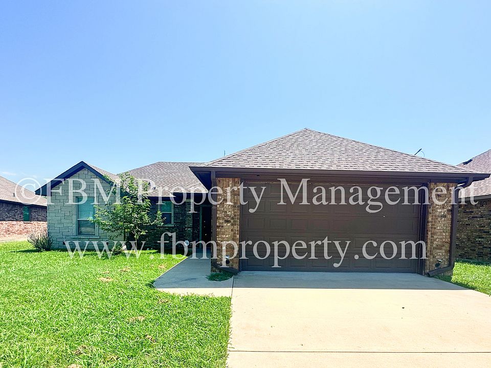 1st image of 408 Centenial Ave