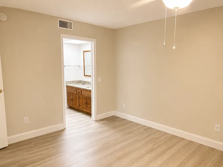 4600 Ocean Beach Blvd #202 — Photo 11