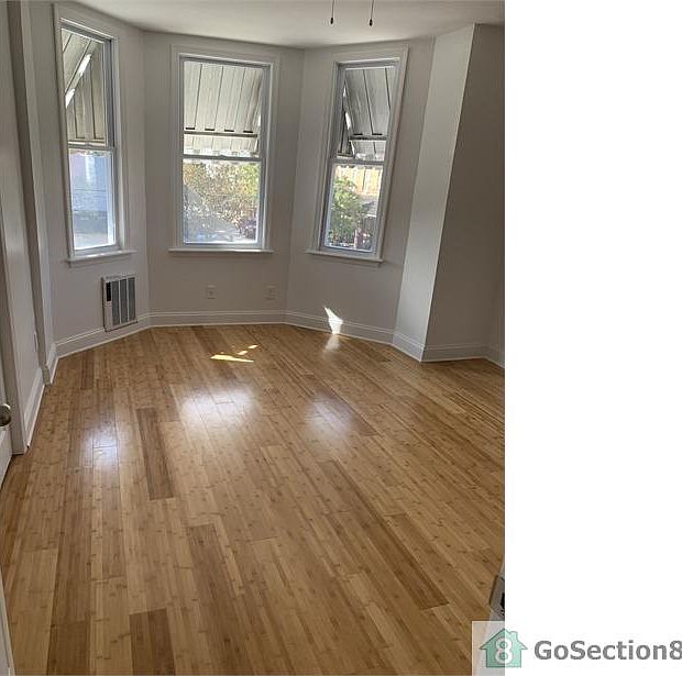 1st image of 3759 N Sydenham St #A
