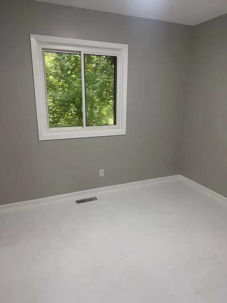3 bed, 1211 sqft, $2,200 — Photo 2