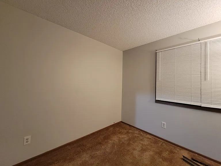 13316 Zenith Ln — Photo 20