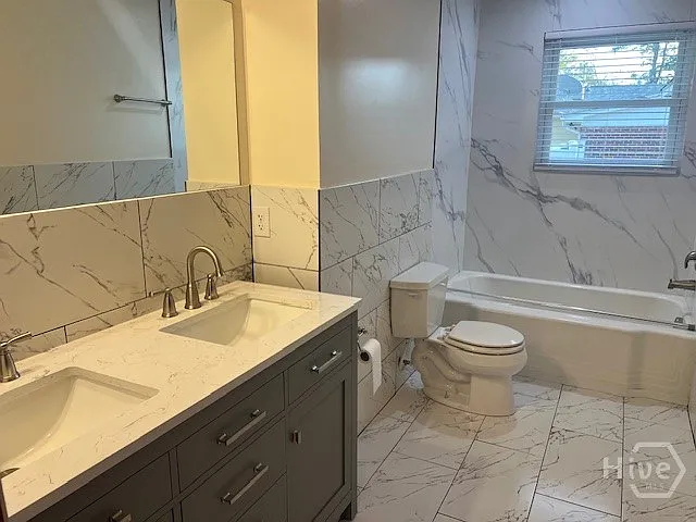 16 Herty Ave — Photo 9