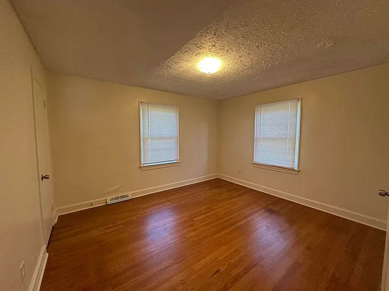 3564 Wards Rd — Photo 19