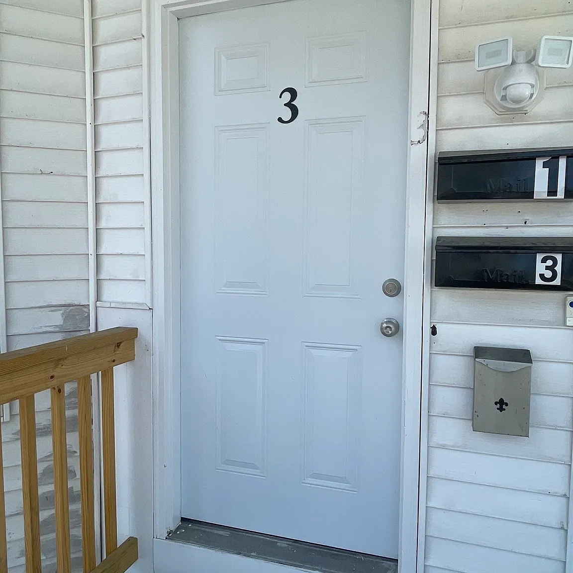 5 bed, 1.0 bath, 2000 sqft, $3,500 — Photo 1