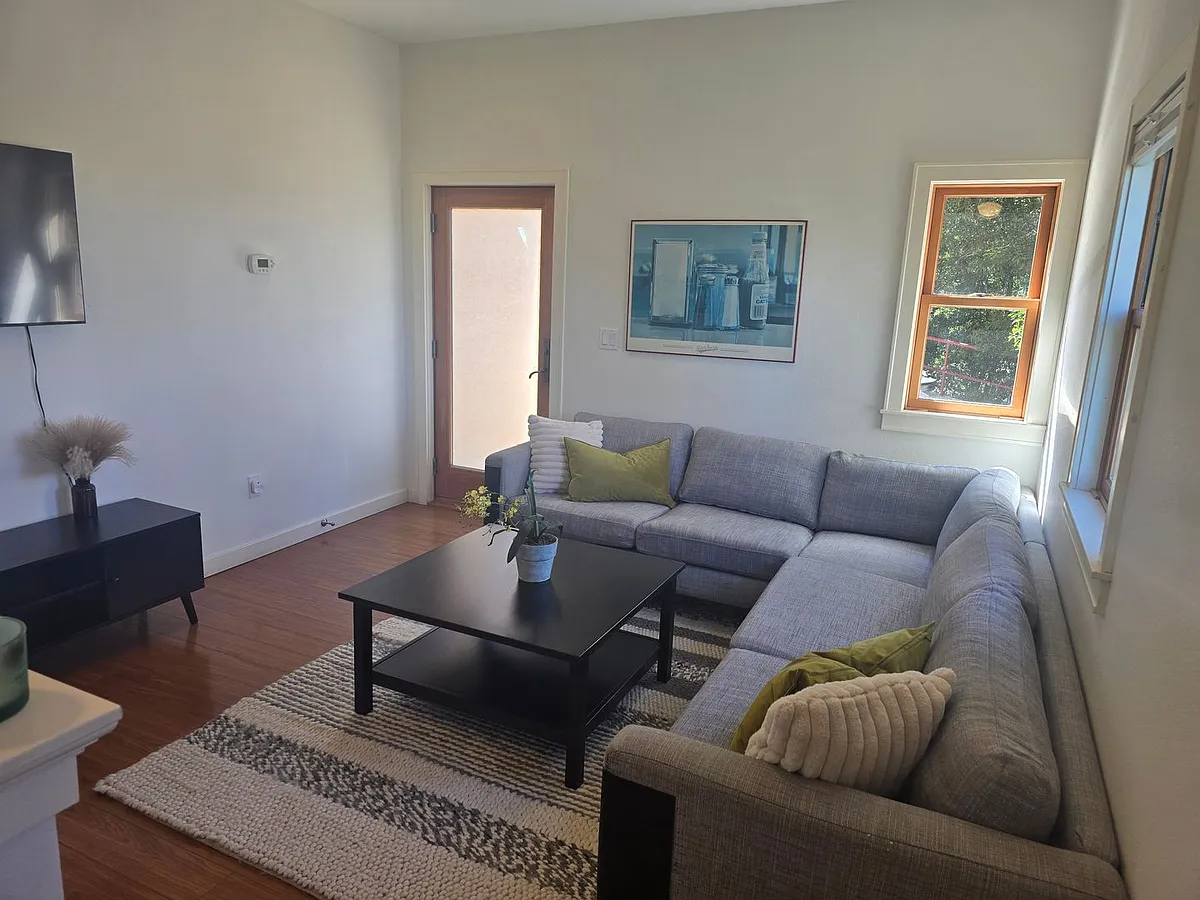 Building Photo - 234 Buena Vista Ave #B