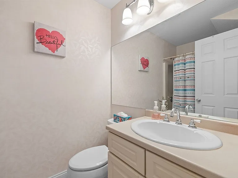700 Brookside Dr #J — Photo 25