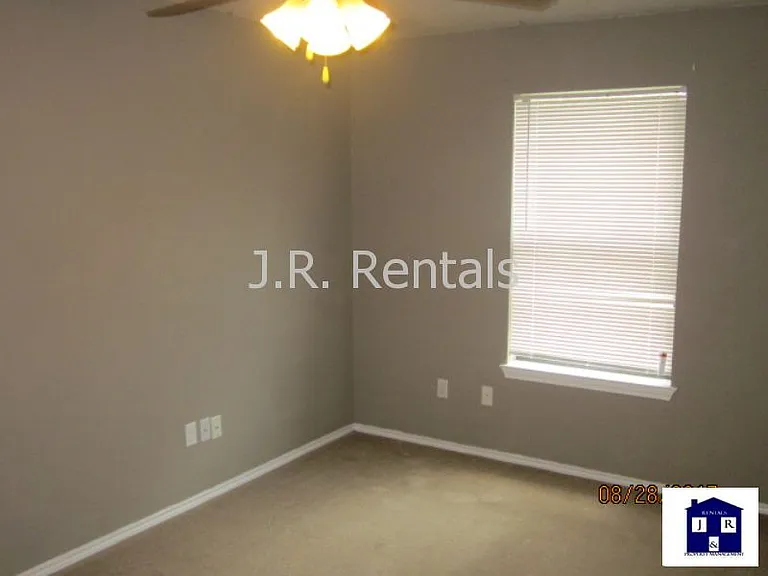 5510 Shawn Dr — Photo 106