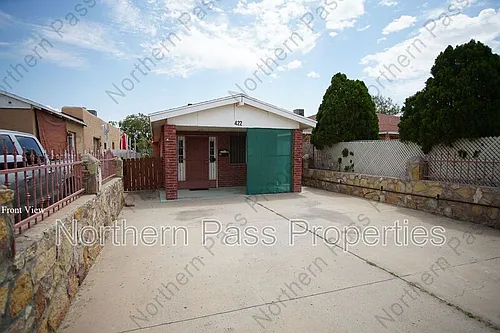 422 Val Verde St Photo 1