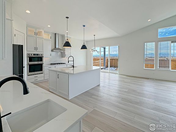 5th image of 842 Canoe Birch Dr