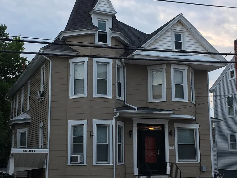 422 N Main St #A — Photo 1