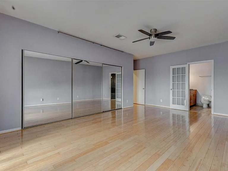 3800 Tanglewilde St #102 — Photo 11