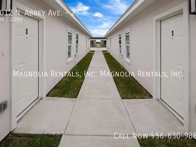 1012 N Abbey Ave #2 — Photo 3