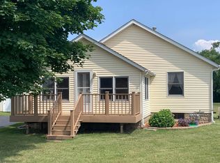 5326 McCurry Rd, Roscoe, IL 61073