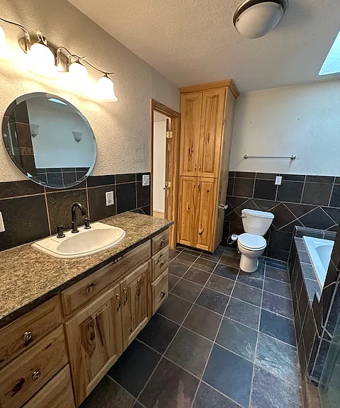 4721 S Canyon Rd — Photo 10