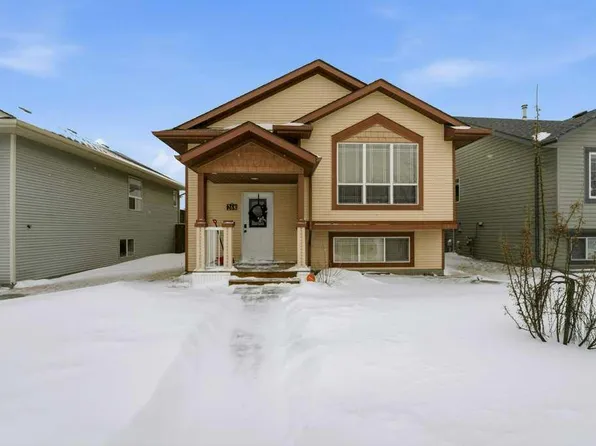 268 NW Kingston Dr, Red Deer, AB T4P 0A7
