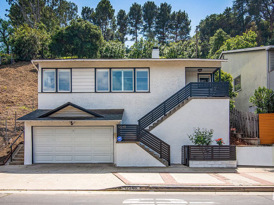 1st image of 12248 Laurel Terrace Dr