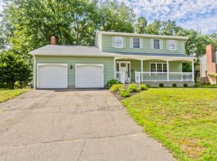 127 Szetela Dr, Chicopee, MA 01013