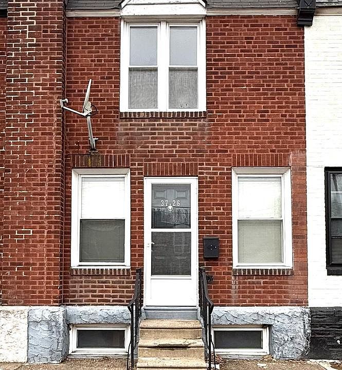1st image of 3726 Richmond St