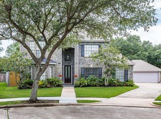 103 Lake Point Ct, League City, TX 77573