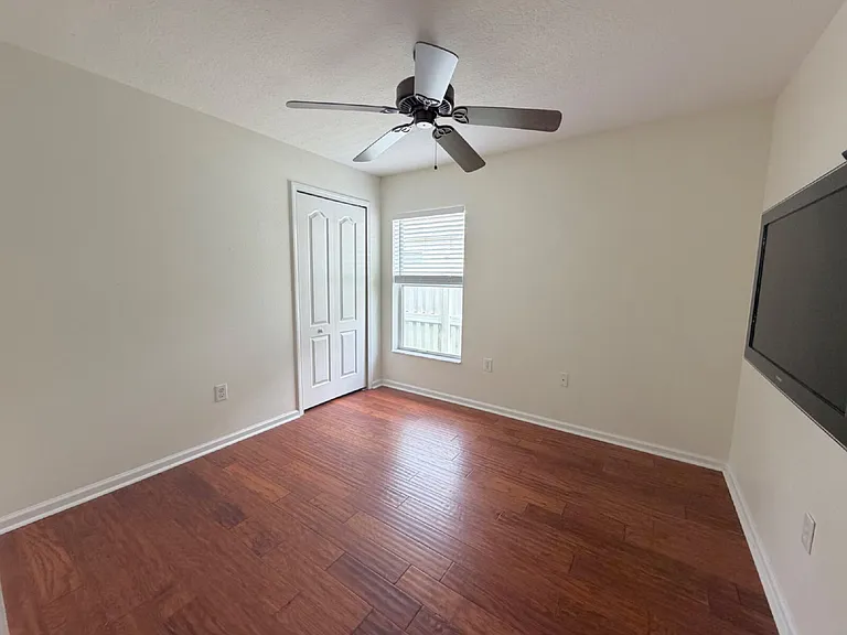 5244 Algerine Pl — Photo 14